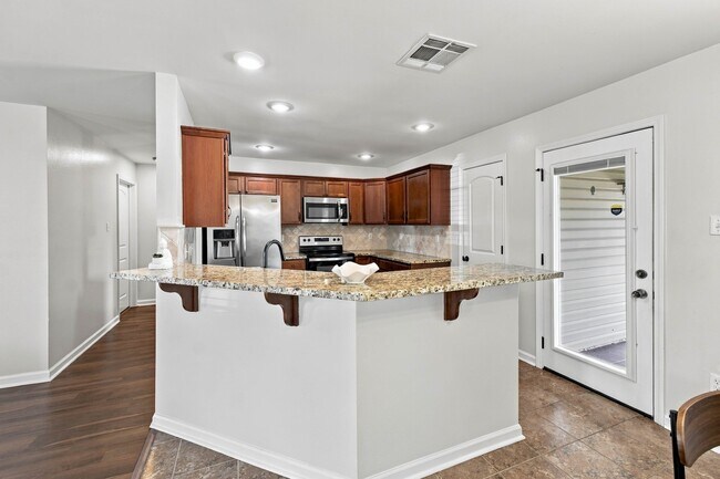 Building Photo - 15592 Magicstone Dr