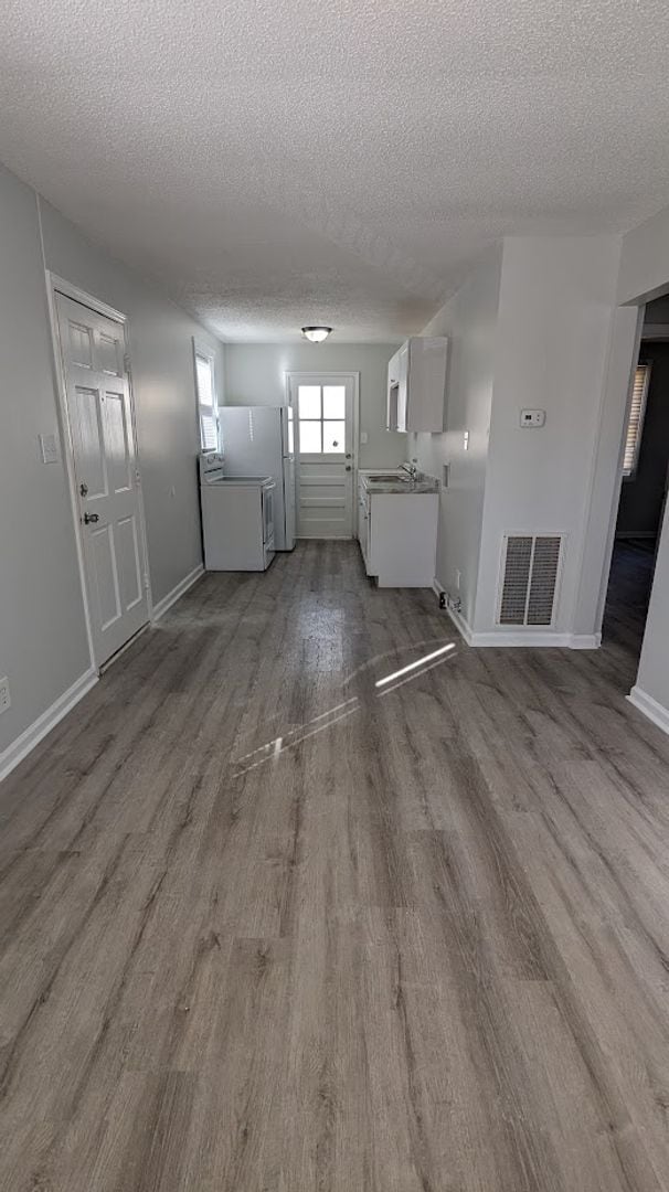 Building Photo - 2bed/1bath HOUSE Greensboro, NC!!