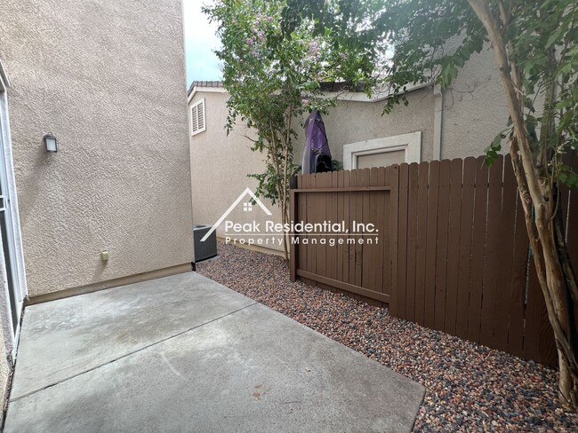 Building Photo - A Wonderful 3bd/2.5ba Natomas Home with Garage!