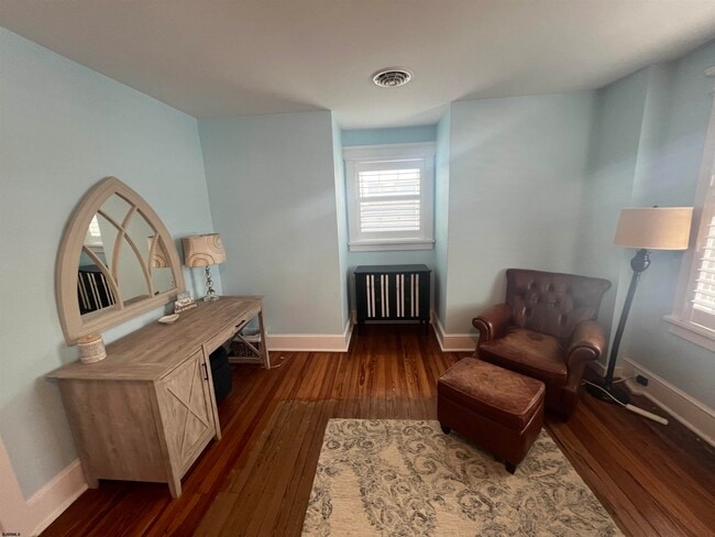 Building Photo - 29 N Hanover Ave