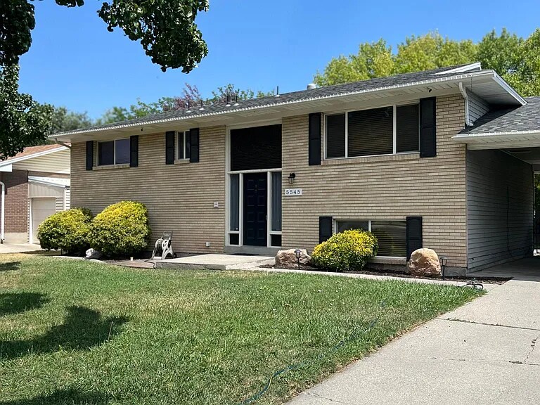 Building Photo - 5545 Hew Wood Dr