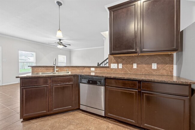 Building Photo - 13202 Versace Dr