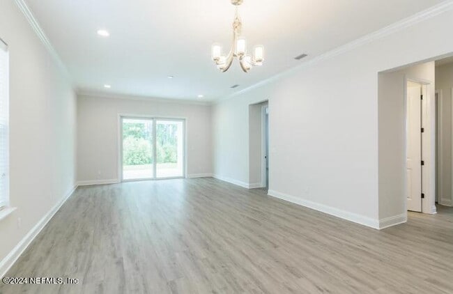 Building Photo - 141 Rockhurst Trl