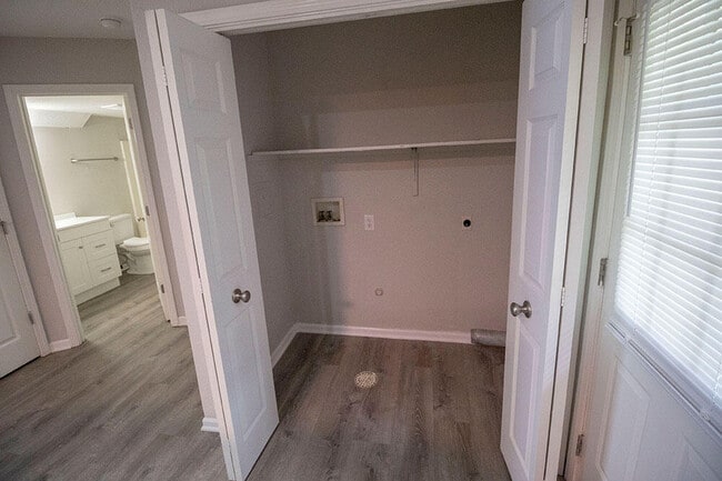 Building Photo - 5319 Godas Cir