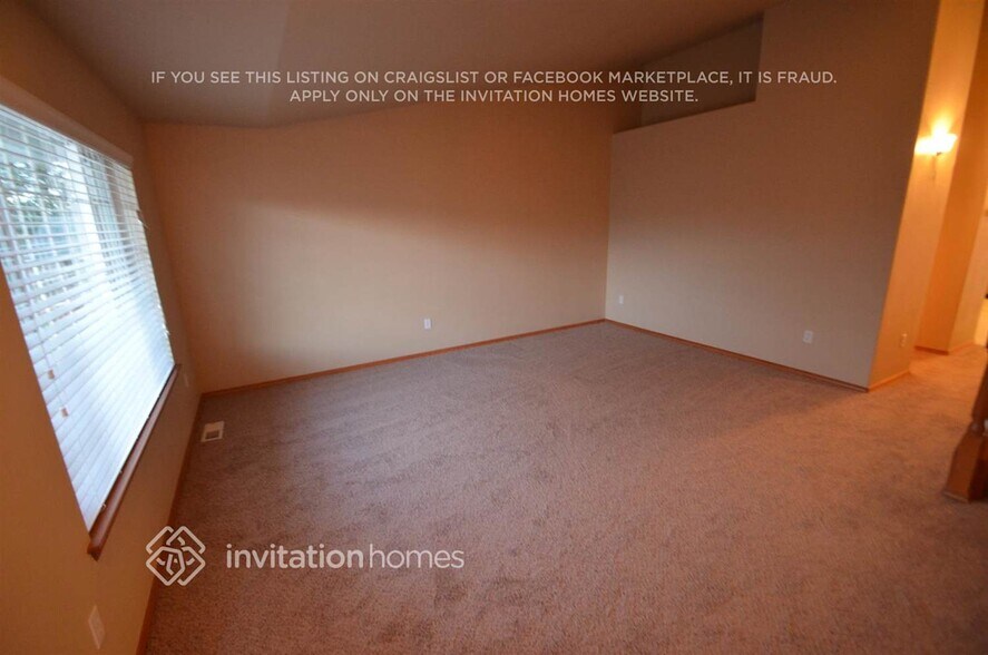 Building Photo - 3704 73rd Ave NE