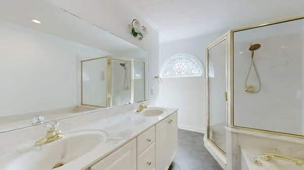 Building Photo - 1519 Kensington Dr