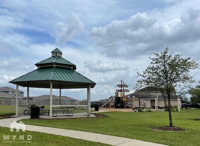 Building Photo - 6110 Coral Cv Rd