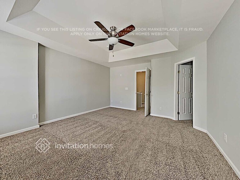 Building Photo - 9512 Blossom Hill Dr