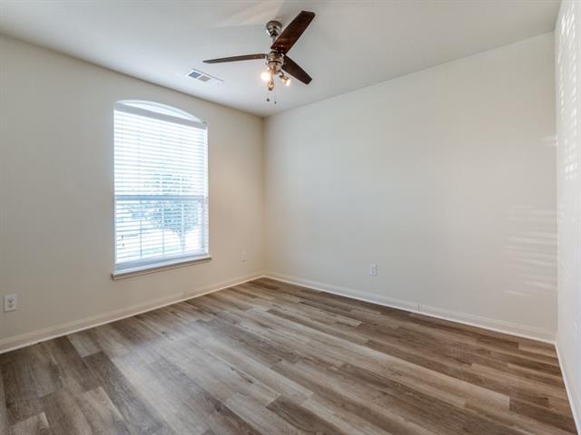 Building Photo - 219 Magnolia Dr