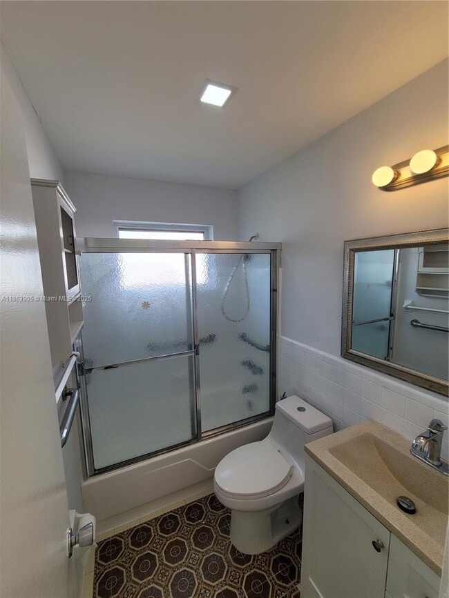 Building Photo - 4519 NW 49th Dr