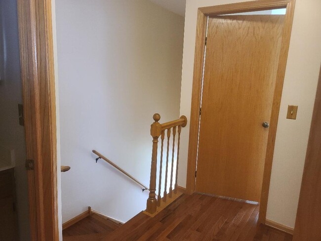 Building Photo - 1369 Orleans Dr