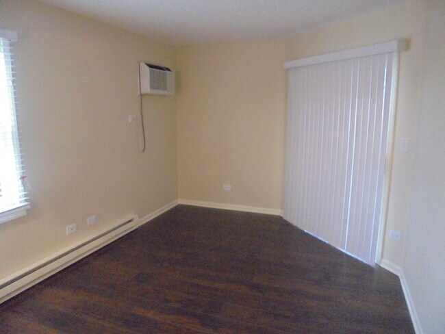 Building Photo - 1334 Cunat Ct