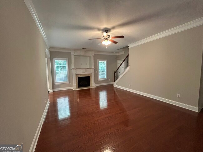Building Photo - 765 Scenic Creek Dr SW