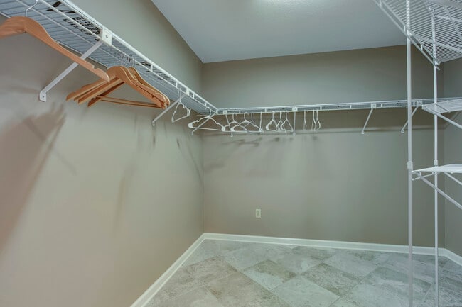 Building Photo - 260 Chuniloti Way