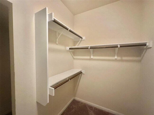 Building Photo - 8164 Daisy Cutter Crossing