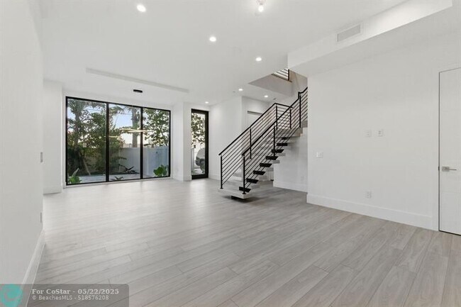 Building Photo - 204 Osceola Park Ln