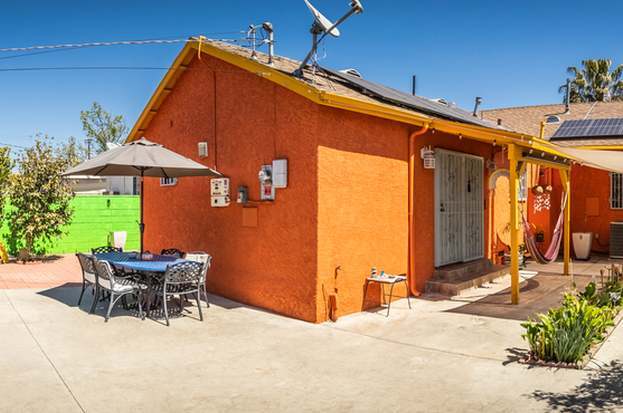 Building Photo - 6445 Tujunga Ave