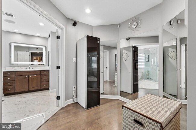 Building Photo - 13677 Sweet Woodruff Ln