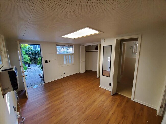 Building Photo - 4113 Speedway