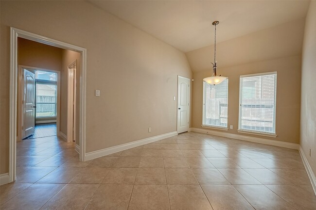 Building Photo - 5810 Emmit Creek Ln