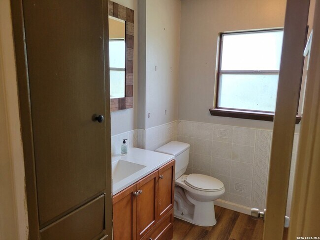 Building Photo - 5405 Borchers Dr