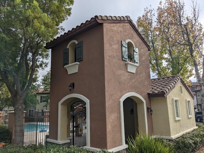 Building Photo - 23443 Abbey Glen Pl