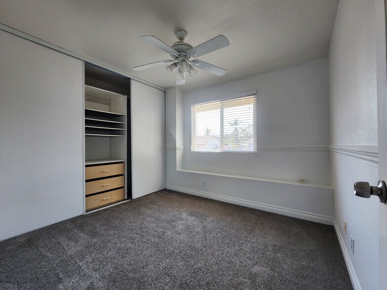 Building Photo - 21416 Vintage Way