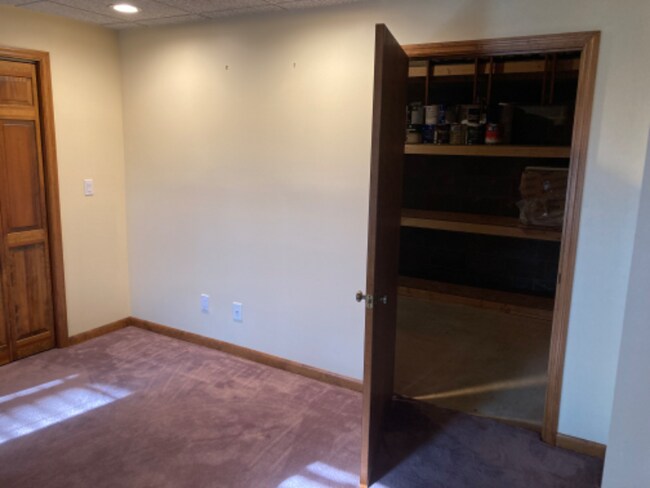 Building Photo - 290 Hambridge Ct