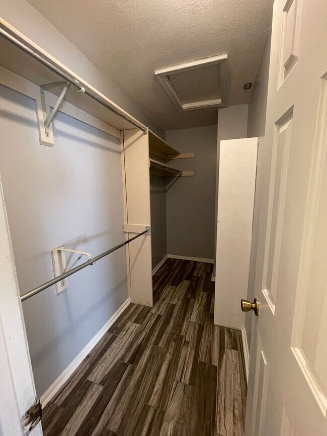 Building Photo - Kempsville Lake