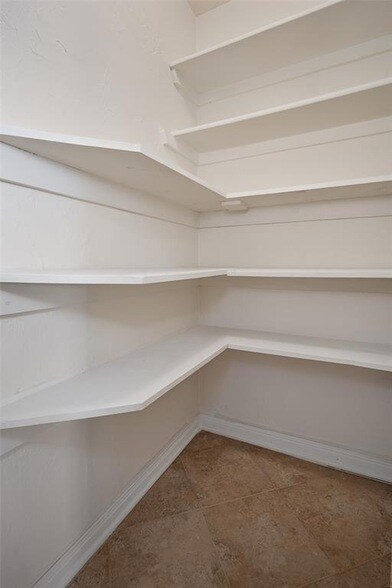 Building Photo - 336 Lariat Cir