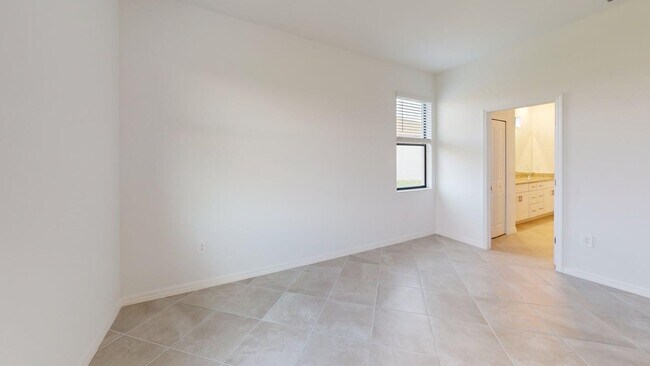 Building Photo - 1548 Sandlewood Cir