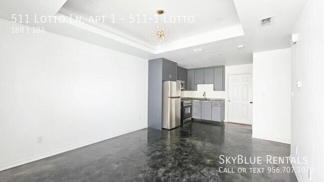 Building Photo - 511 Lotto Ln