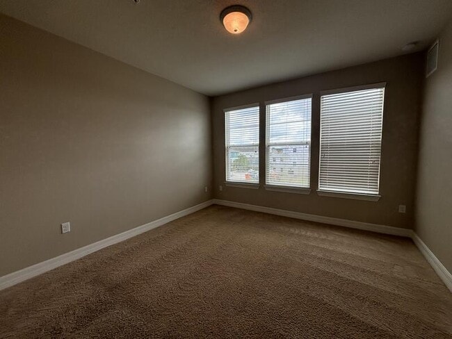Building Photo - 8656 Waksman Pl