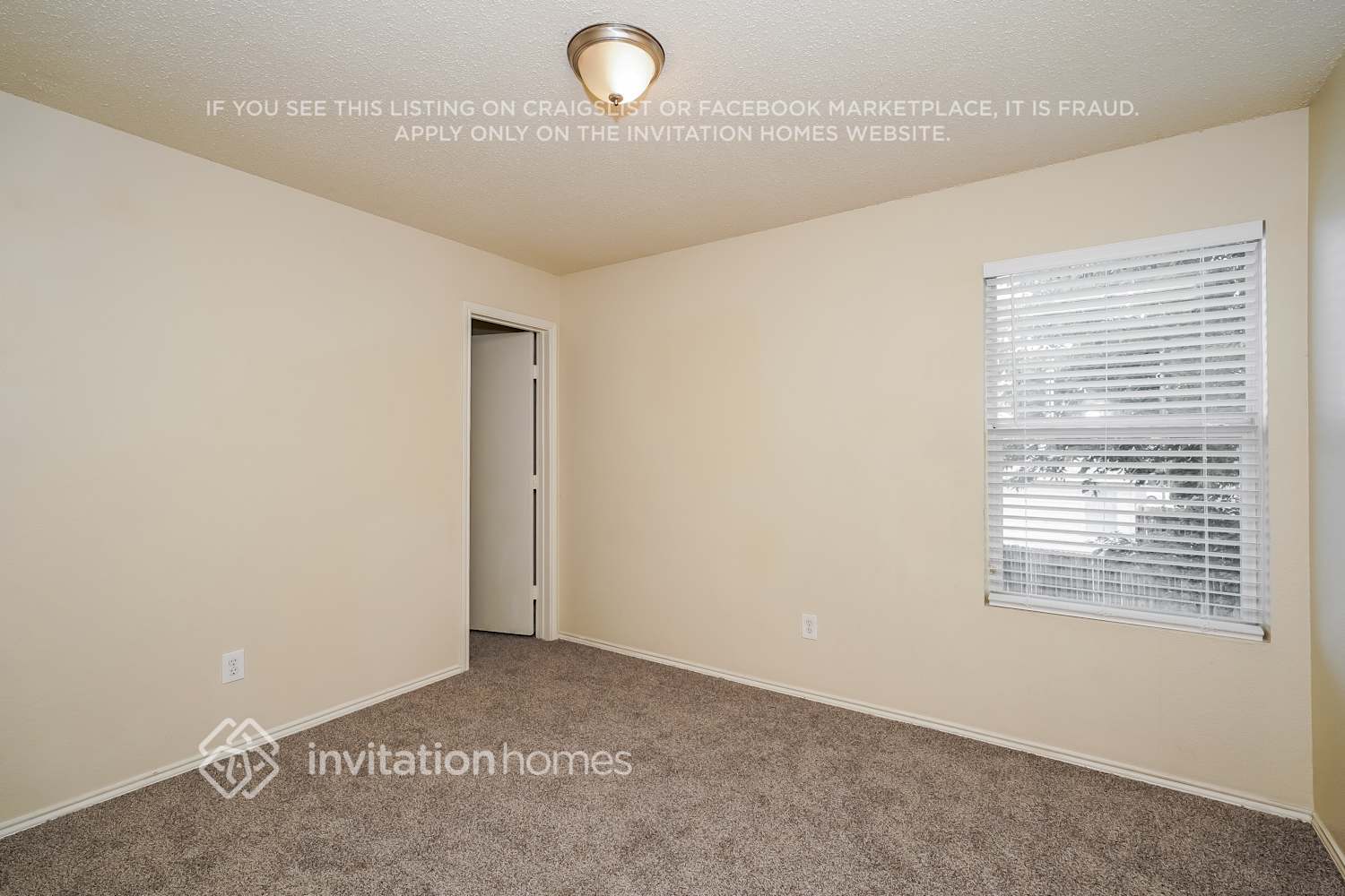 Building Photo - 4920 Waterford Dr