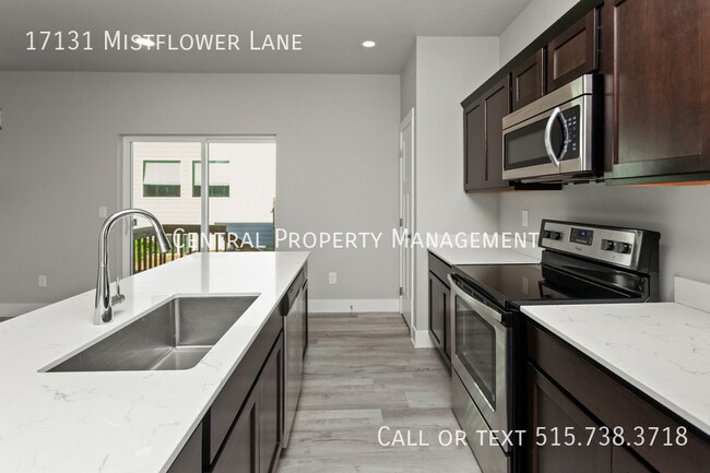 Building Photo - 17131 Mistflower Ln