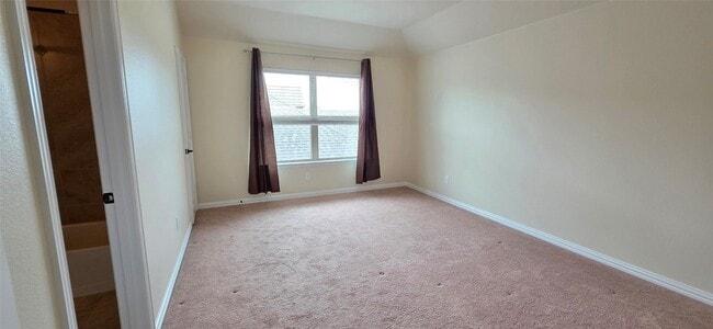 Building Photo - 3412 Canyon Lake Dr