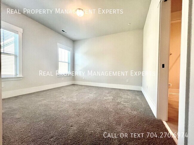 Building Photo - 8878 Cotton Grove Ct