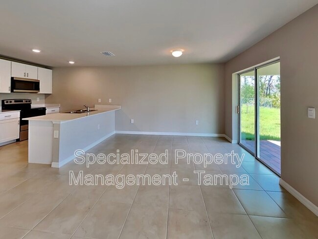 Building Photo - 4731 Gillot Blvd