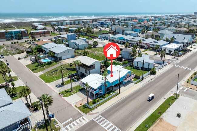Building Photo - 602 N Palimino Dr