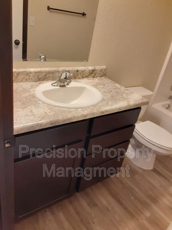 Building Photo - 561 225th St