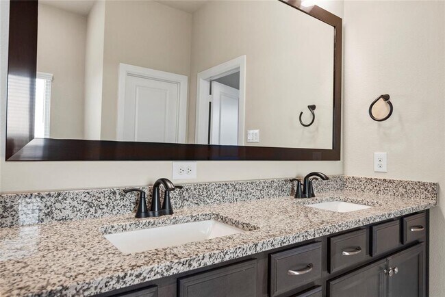 Building Photo - 15207 Spanish Ranchos Wy