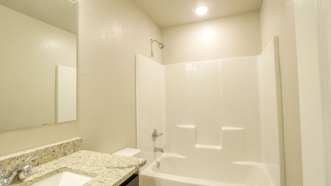 Building Photo - Spacious Single-Family Home Available Now!