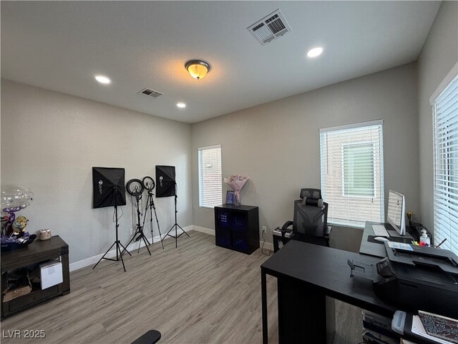 Building Photo - 3343 Tara Leigh Ave