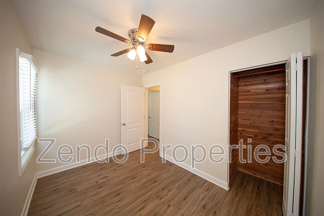 Building Photo - 4821 Vick St