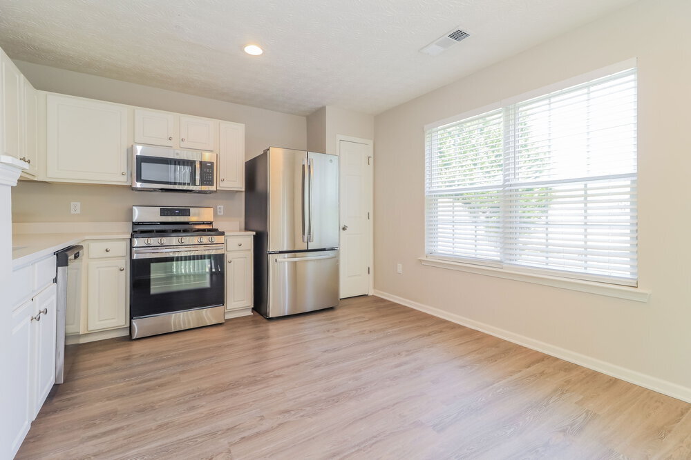 Building Photo - 141 Oak Grove Pl