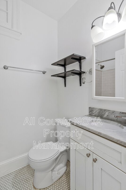 Building Photo - 1719 West Virginia Ave NE