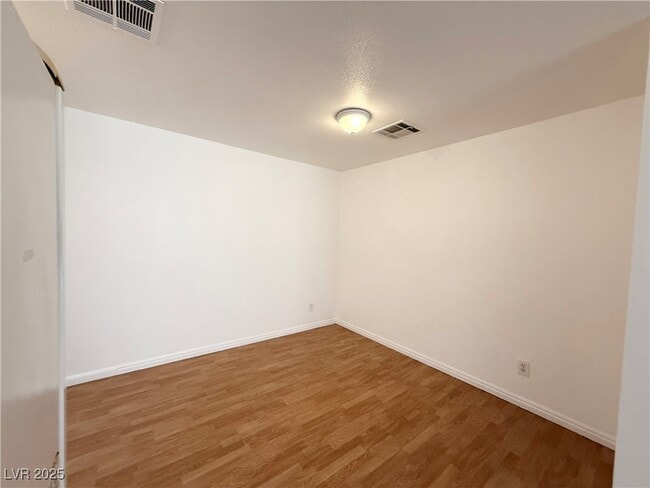 Building Photo - 2113 Velvet Hill Ave