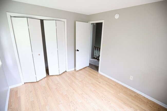 Building Photo - 3403 Robin Ave SW