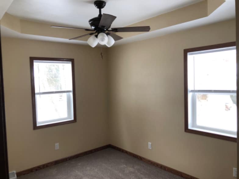 Building Photo - 221 E 1st St