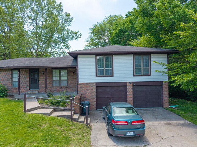 Building Photo - 4246 Santa Anna Dr